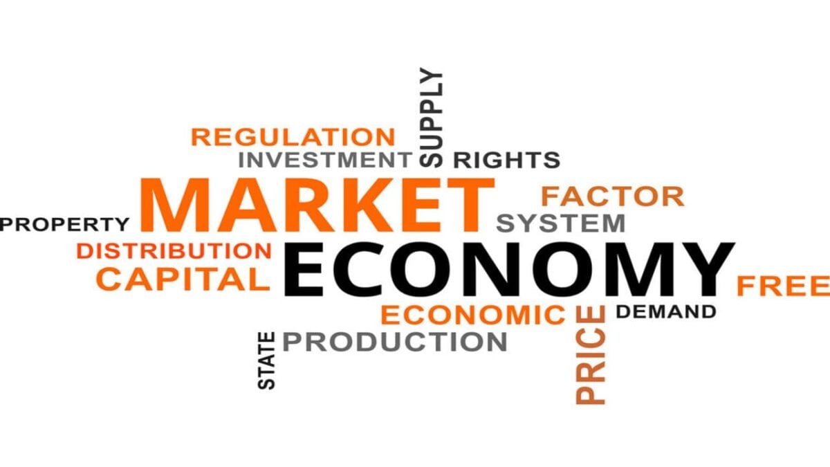 Market Economy Advantages And Disadvantages, characteristics, Examples